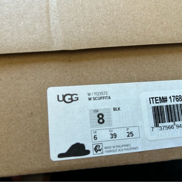 NWT UGG Slippers - Picture 2 of 3